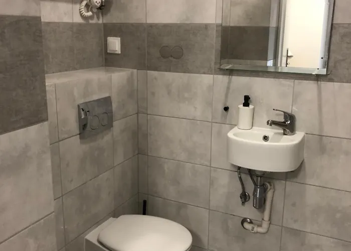 Paderewskiego 5 3* 索波特